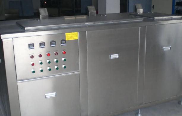 全自動零件清洗機.jpg 全自動零件清洗機.jpg