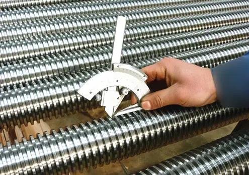 絲杠螺紋檢測(cè).jpg 絲杠螺紋檢測(cè).jpg