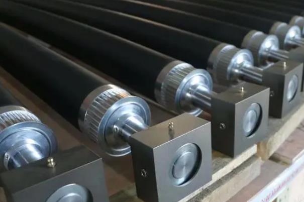 弧形輥硬度測試.jpg 弧形輥硬度測試.jpg