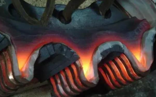 氣脹卡盤淬火.jpg 氣脹卡盤淬火.jpg